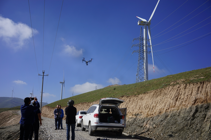 多元化发展,打造高效智能线路运维新模式——无人机巡检新能源集电线路