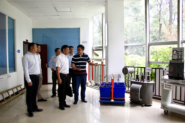 中铁四局领导莅临金年会电力集团指导交流