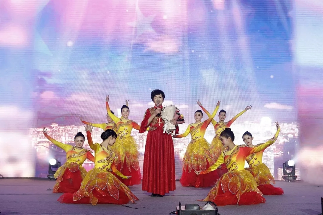 筑梦十五载 青春正当时 — 回首建国70周年暨金年会电力集团15周年庆典