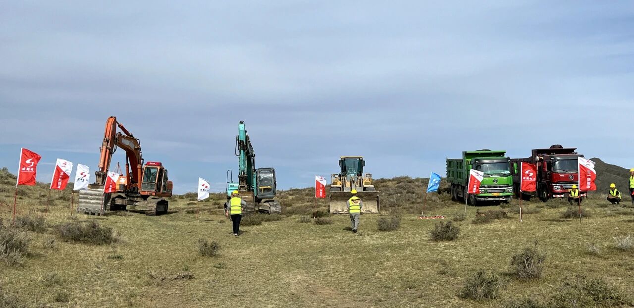 һܺͷ49.9ǧĿ220kV㼯վ豸װʽ